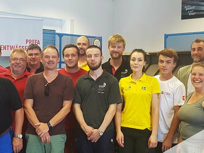 Gruppenfoto von jungen Spenglern beim Training für die EuroSkills 2018