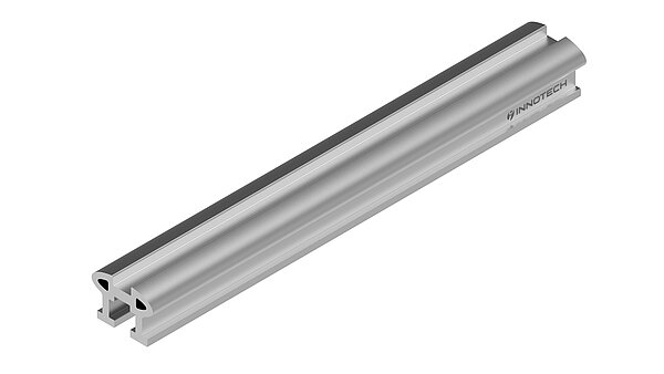 Die Aluminiumschiene in blanker Ausführung ist eine wichtige Komponente des TAURUS Sicherungssystems von INNOTECH®, speziell entwickelt für die sichere Montage und Wartung von Photovoltaikanlagen auf PREFA Kleinformat-Dächern aus Aluminium. Diese robuste Schiene ist ein zentraler Bestandteil des TAURUS Schienensystems und ermöglicht eine zuverlässige und stabile Befestigung von Solaranlagen. Das System ist für die Nutzung auf PREFA Kleinformaten ausgelegt und nach EN 795 Typ A und D zertifiziert, um höchste Sicherheitsstandards für Fachpersonal zu gewährleisten.