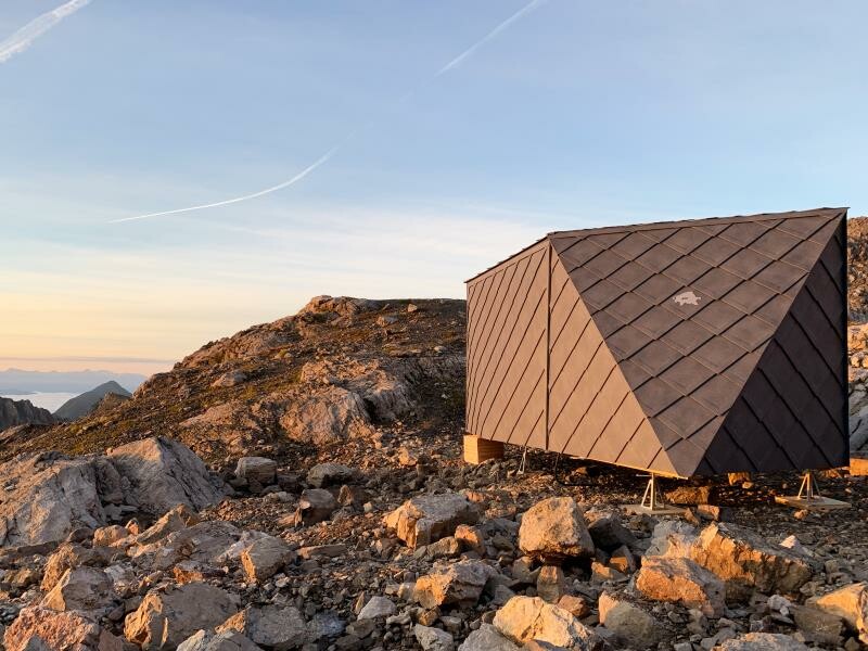 Das WISSWAK im Abendlicht nahe der Totalphütte auf 2.385 Metern Seehöhe